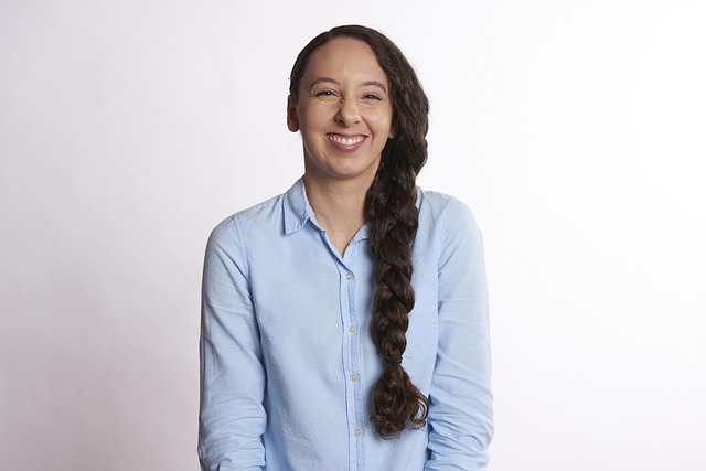 Portrait of Zoe 'The Logic Weaver' Kim, Senior Project Manager at Logic Loop